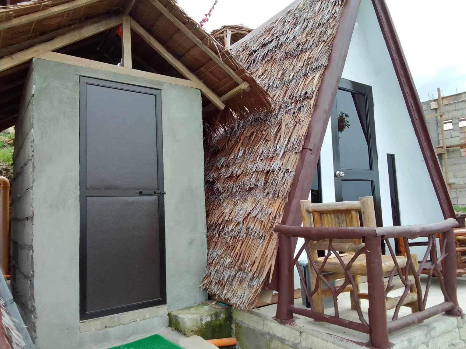 Thornton'S Sea View Cafe & Guesthouse Siquijor Dış mekan fotoğraf