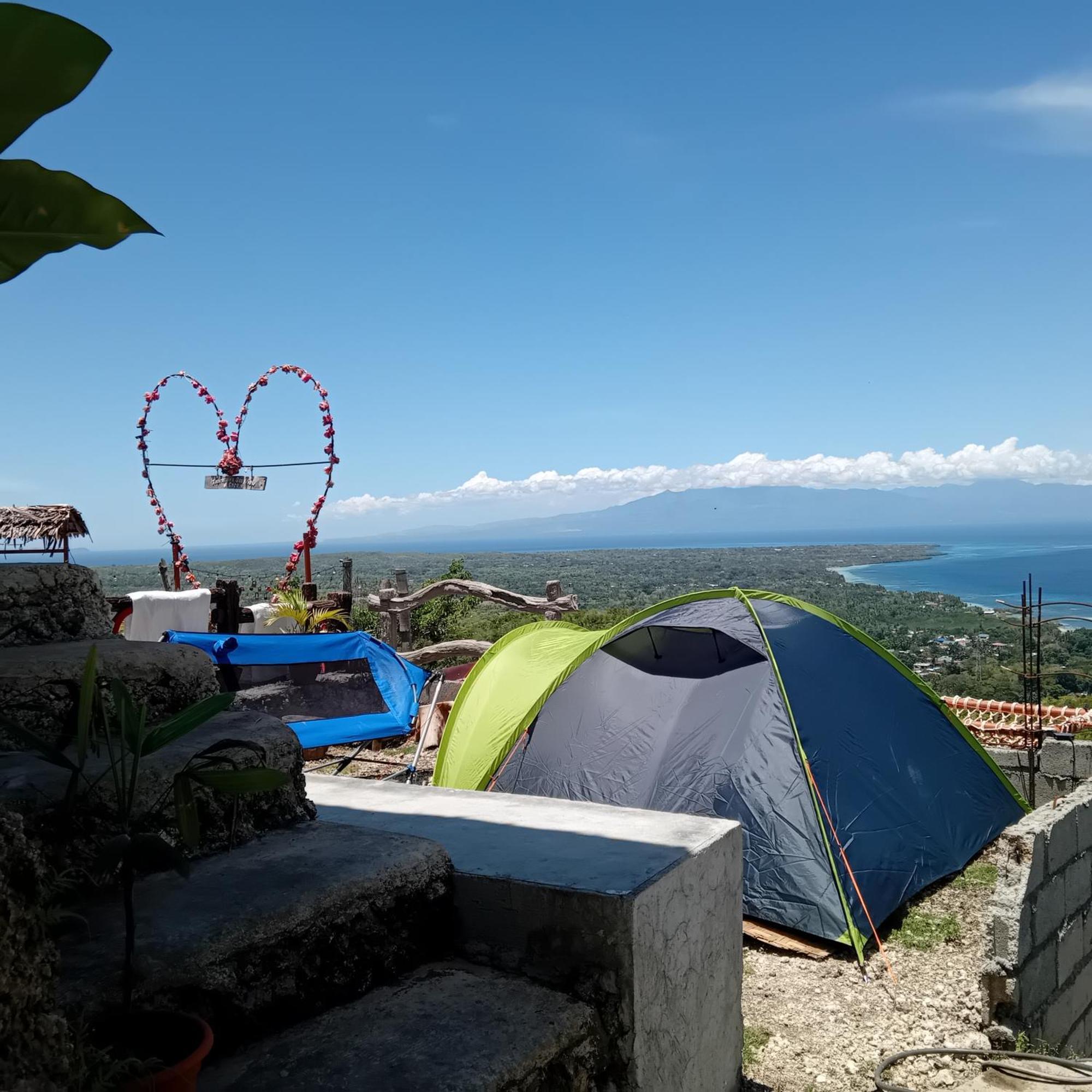 Thornton'S Sea View Cafe & Guesthouse Siquijor Dış mekan fotoğraf