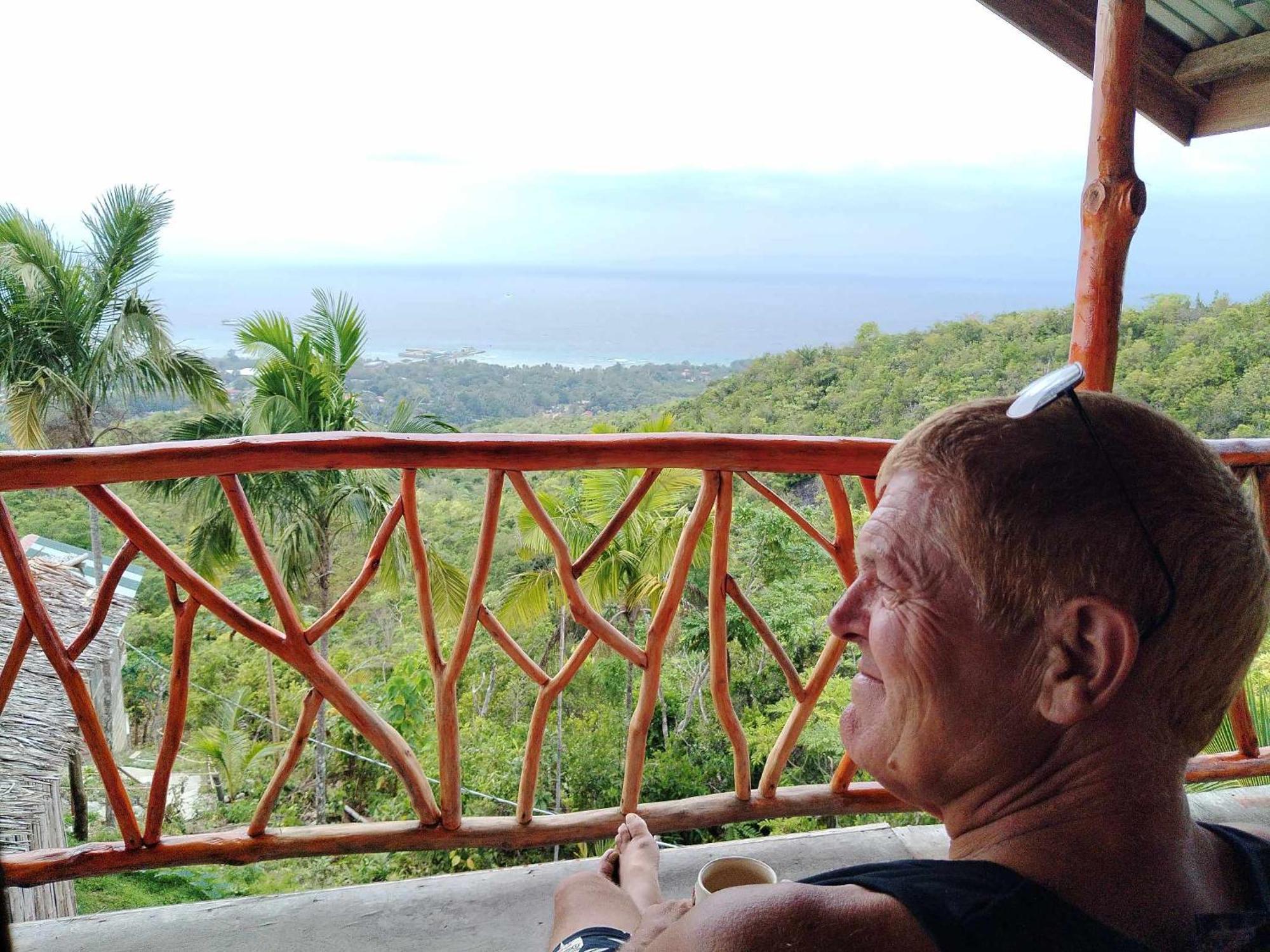 Thornton'S Sea View Cafe & Guesthouse Siquijor Oda fotoğraf
