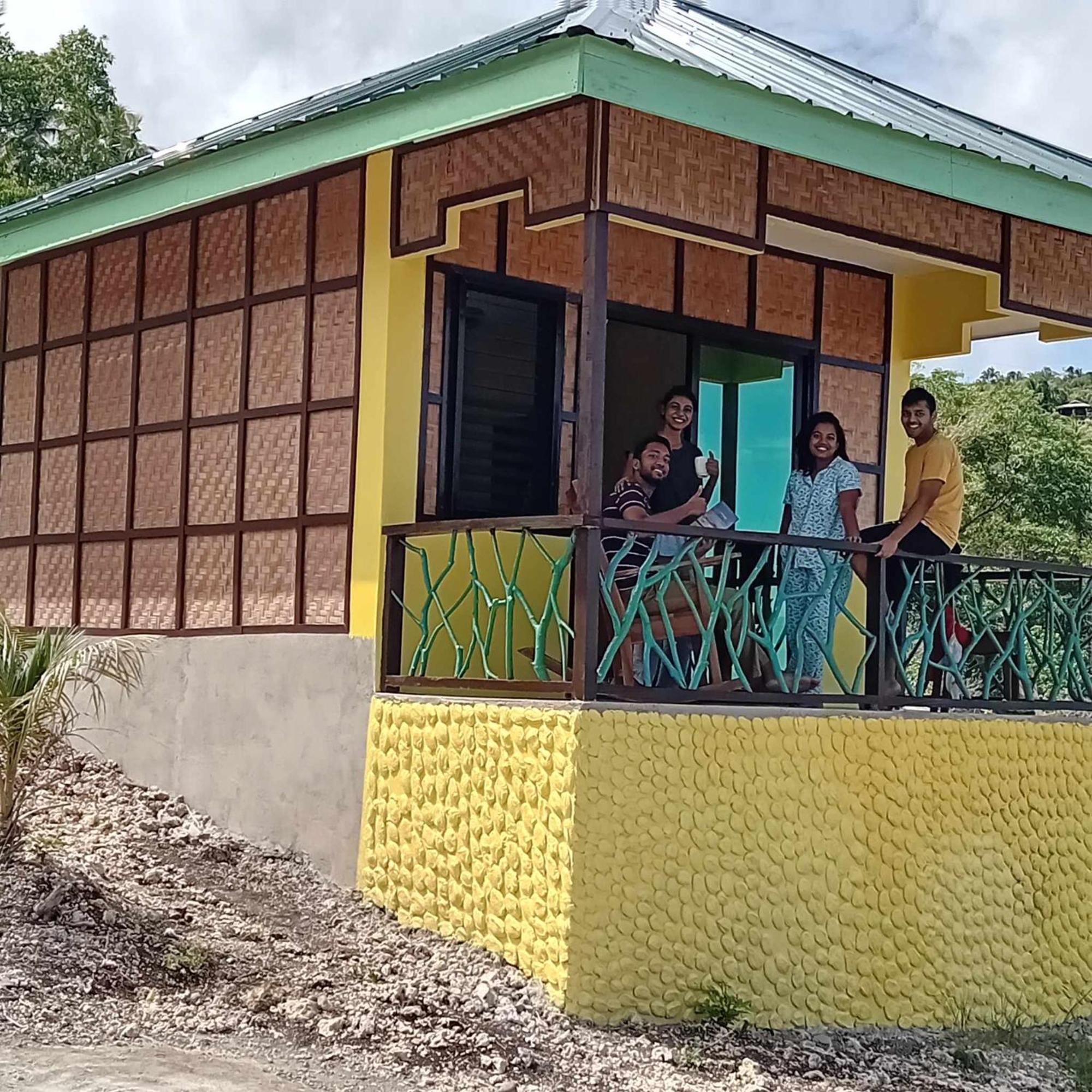 Thornton'S Sea View Cafe & Guesthouse Siquijor Dış mekan fotoğraf