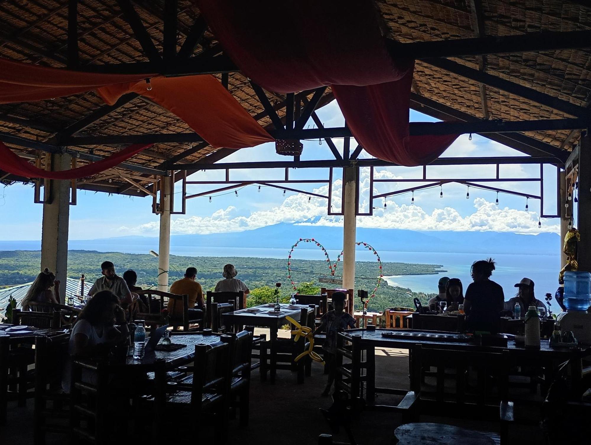 Thornton'S Sea View Cafe & Guesthouse Siquijor Oda fotoğraf
